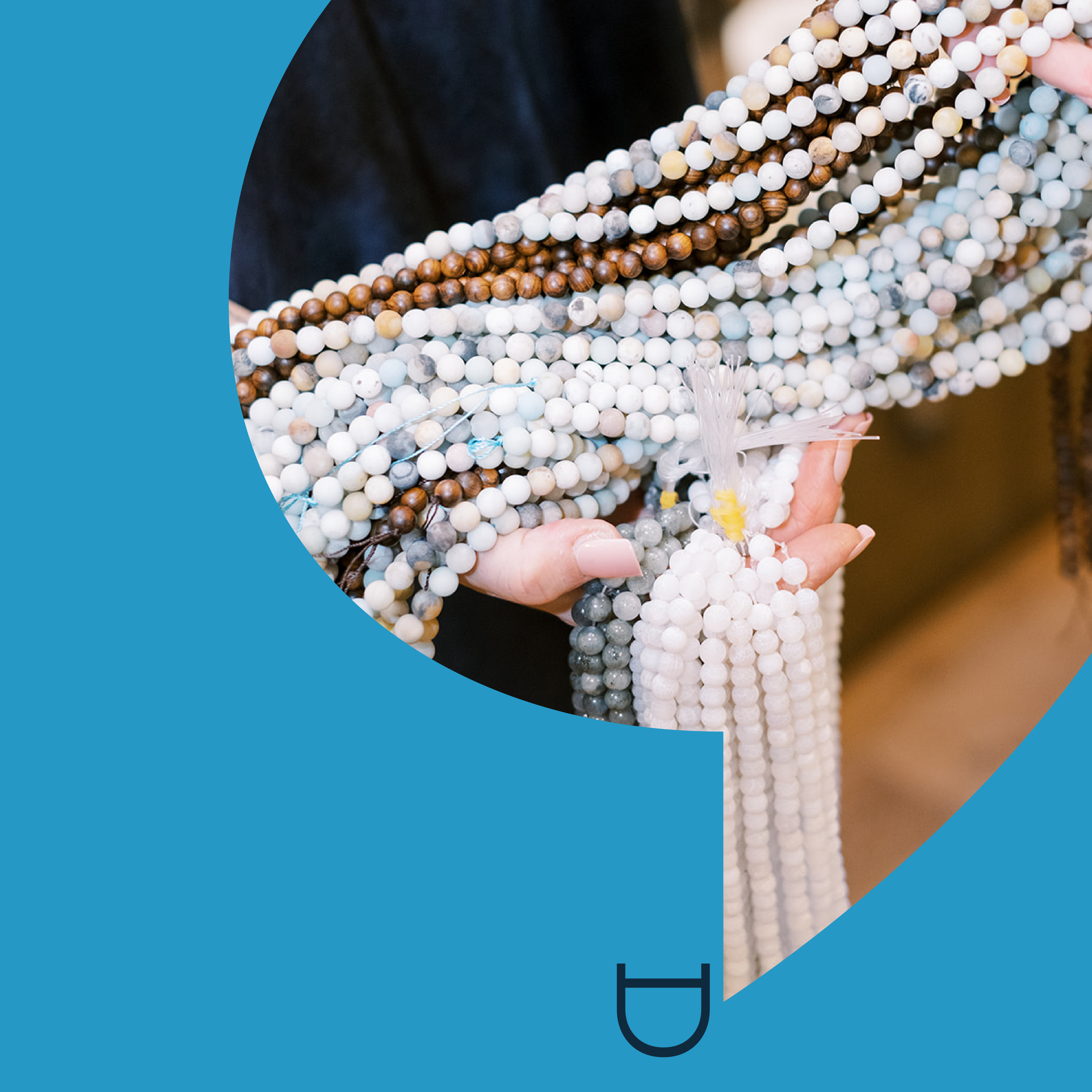 In image in the shape of a speech bubble with a photograph of jewelry