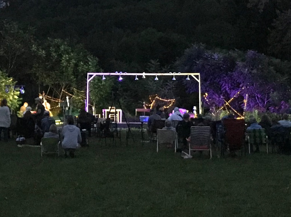 Photo of audience and stage during the Rupert Mountain Theatrefest production